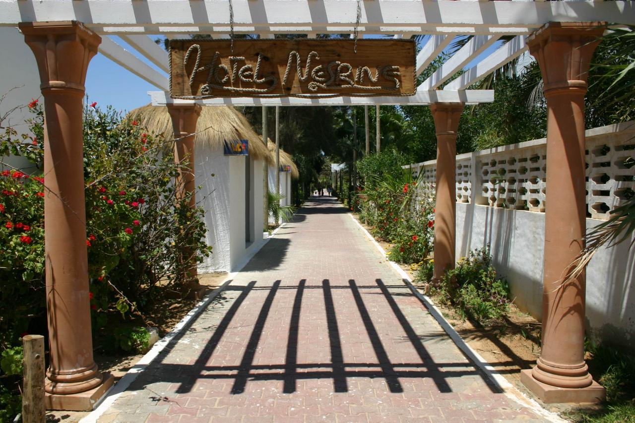 Nesrine Hotel