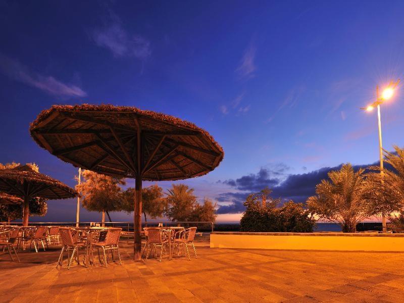 HOTEL CALHETA BEACH