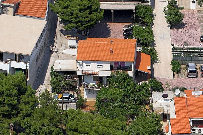 GAJO APARTMANHÁZ - STANICI