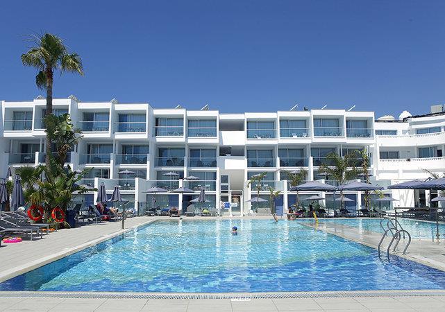 Hotel Limanaki Beach