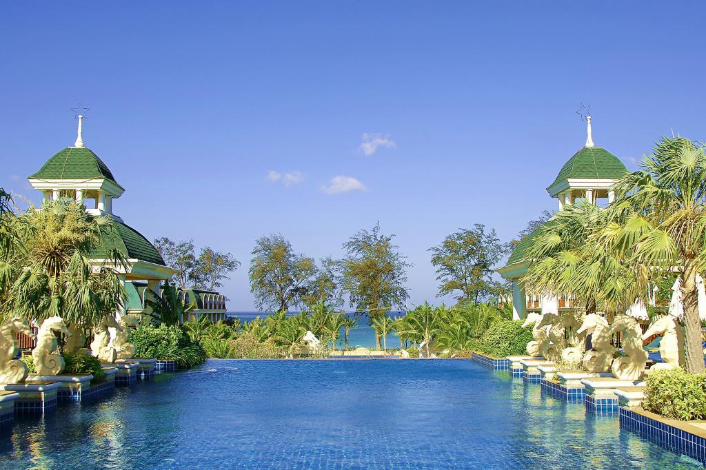 Phuket Graceland Resort & Spa