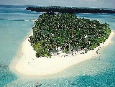 Holiday Island Resort & Spa