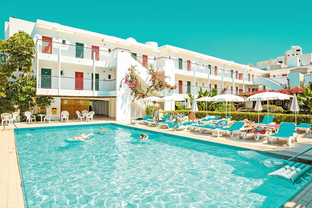 Nissi Park Hotel