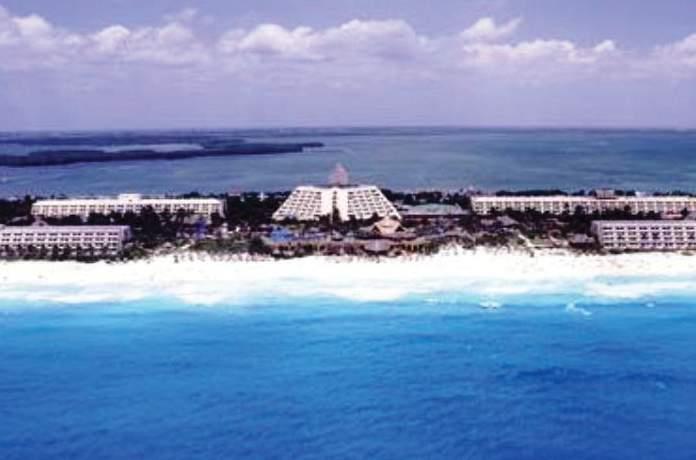 Oasis Cancún Grand