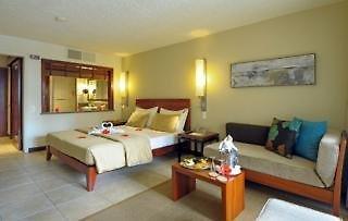 Constance Belle Mare Plage Spa Resort
