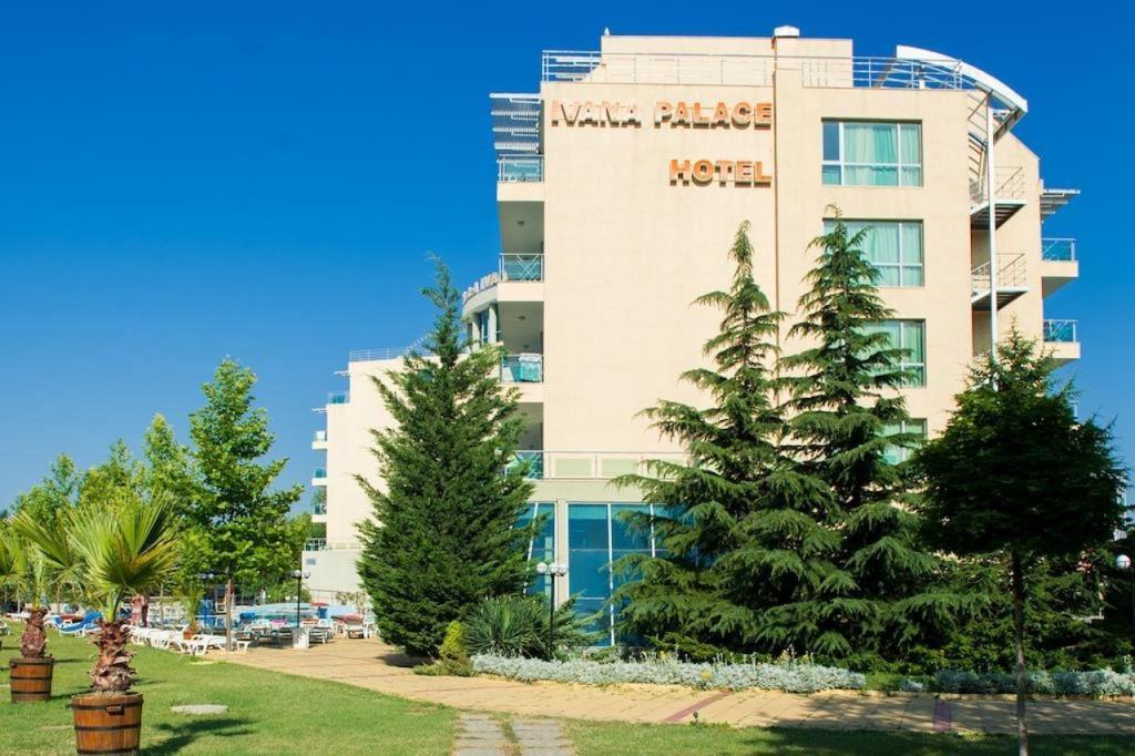 Ivana Palace