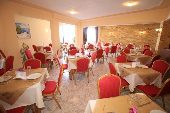 Yannis Hotel