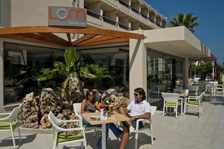 Lomeniz Hotel