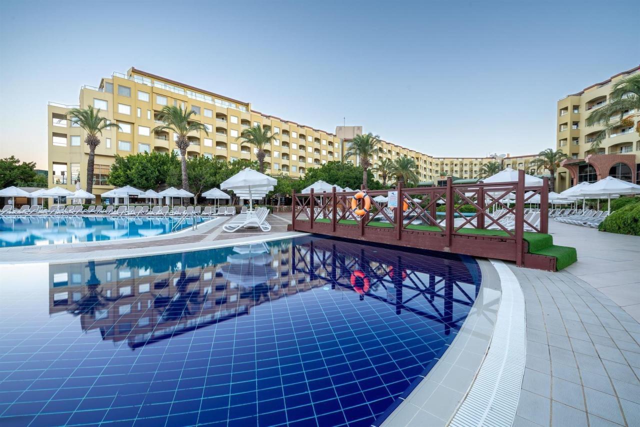 Asteria family resort side 5 отзывы. Селектум Фэмили Сиде Турция. Отель Selectum Family Resort Side. Сайленс Бич Резорт Турция Сиде. Селектум Фэмили Резорт Сиде 5.
