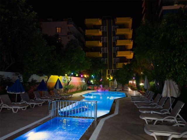 Gold Twins Boutique Hotel