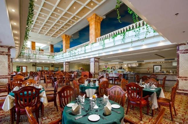 Titanic Palace