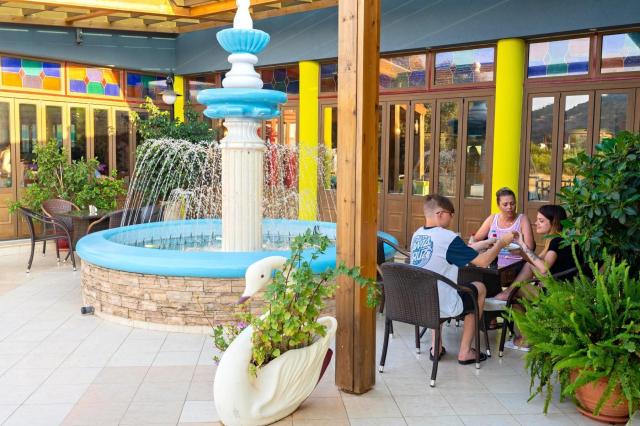 Grecian Fantasia Resort