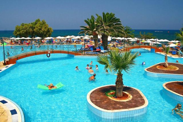 Eri Beach & Village
