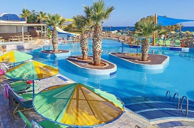 Eri Beach & Village