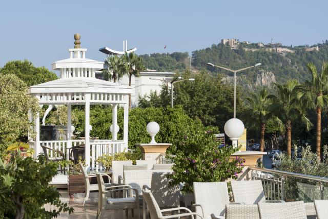 Tac Premiere Hotel & Spa