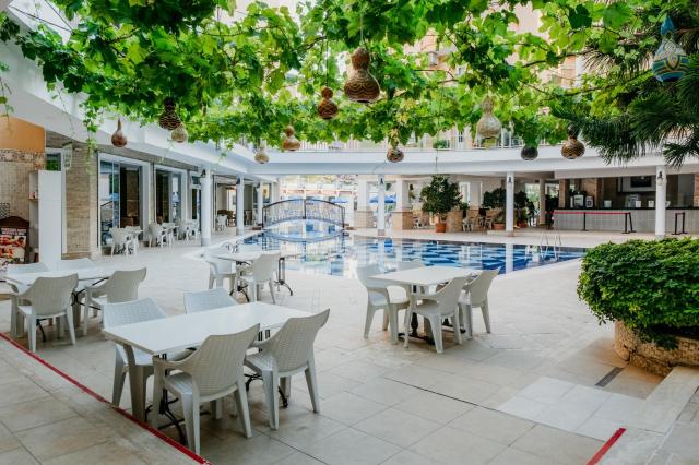 Tac Premiere Hotel & Spa