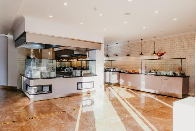 Tac Premiere Hotel & Spa