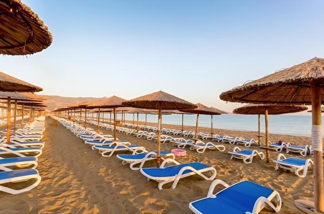 Dessole Dolphin Bay Resort