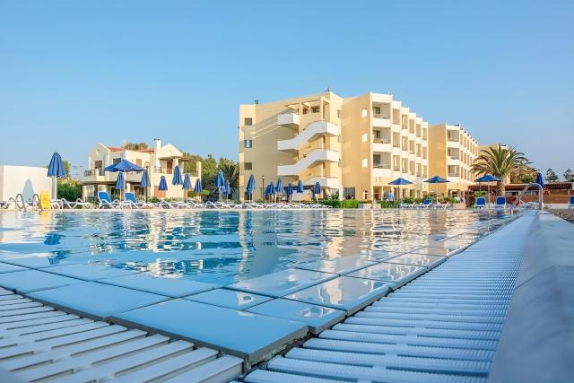 Dessole Dolphin Bay Resort