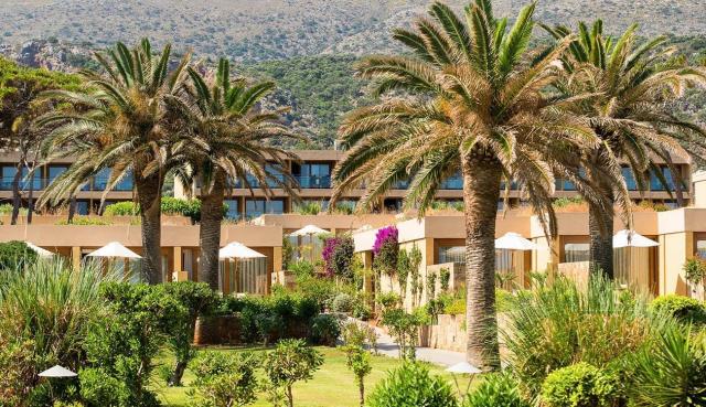 Kernos Beach Hotel and Bungalows