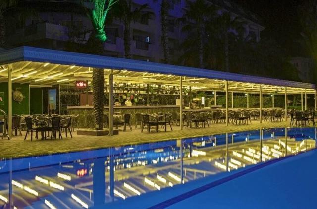 Caretta Beach Hotel