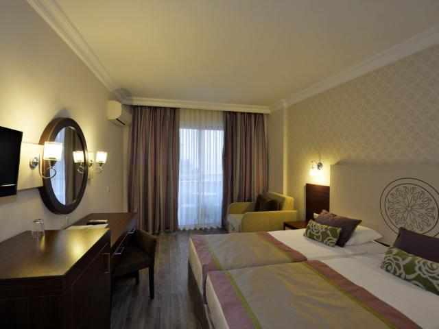 Side Alegria Hotel & Spa 
