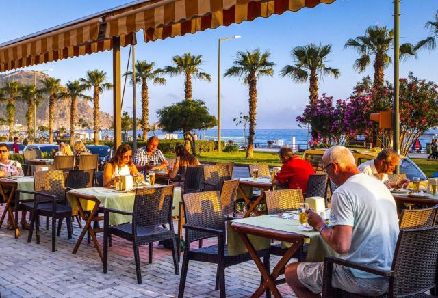 Kleopatra Beach Hotel