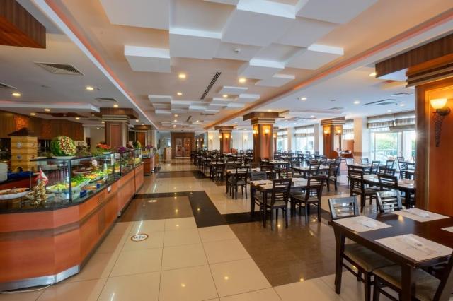 Titan Select Hotel