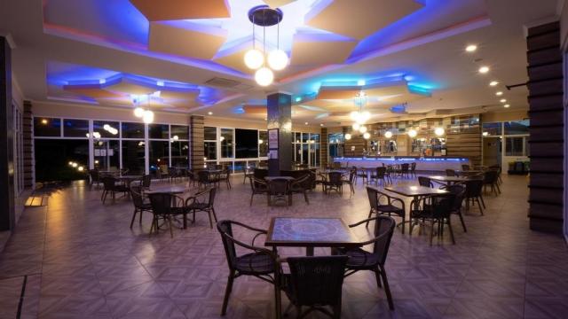 Titan Select Hotel