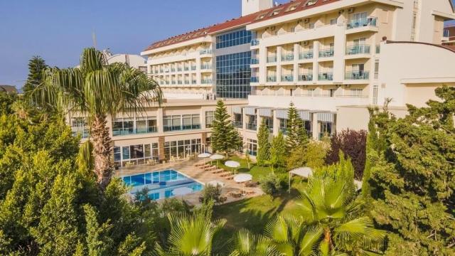 Titan Select Hotel