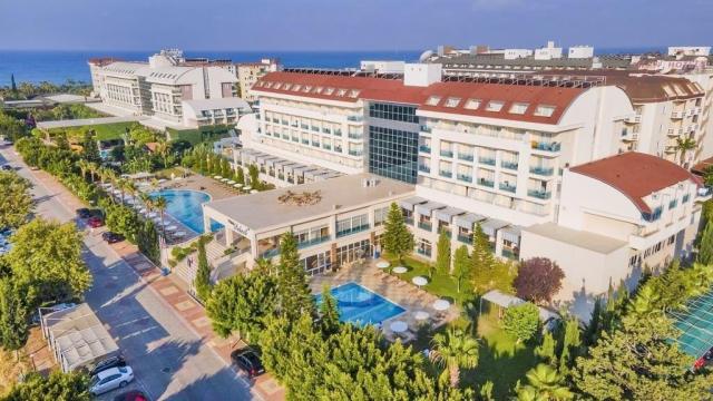 Titan Select Hotel