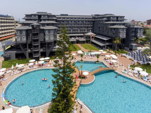 Nova Park Hotel