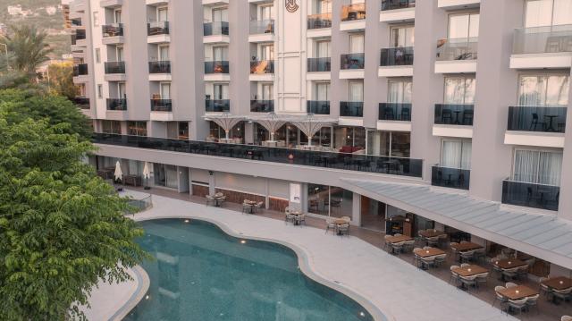 Kleopatra Dreams Beach Hotel