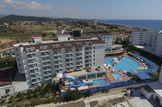 Cenger Beach Resort & Spa