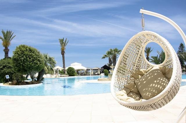Sentido Bellevue Park