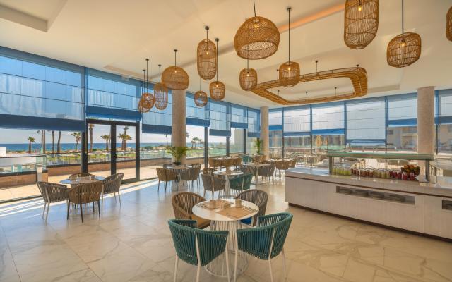 Hilton Skanes Beach Resort