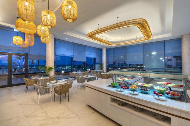 Hilton Skanes Beach Resort