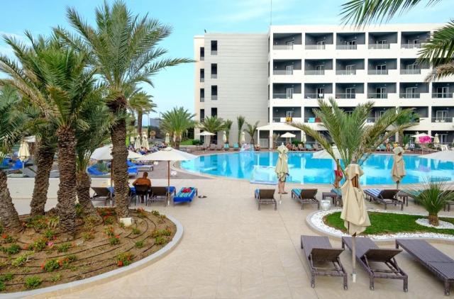 Marvida Rosa Beach