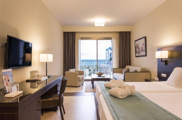 Barcelo Concorde Green Park Palace