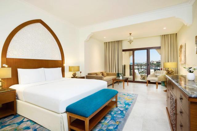 Doubletree by Hilton Marjan Island