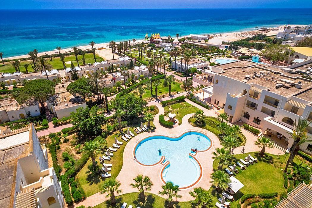 Delfino Beach Resort & Spa
