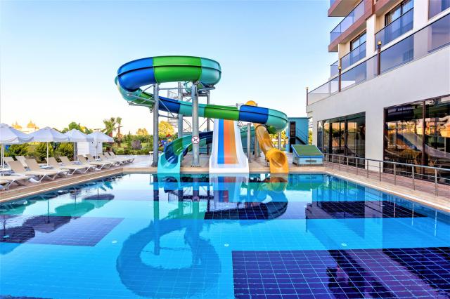 Glamour Resort Spa