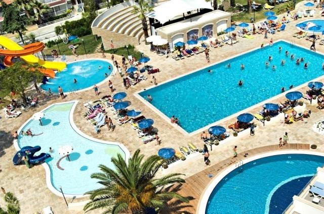 Batihan Beach Resort & Spa