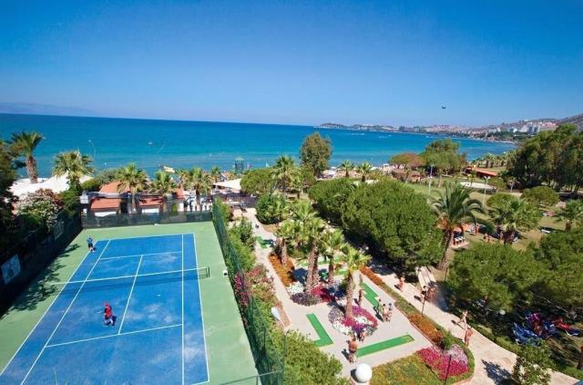 Batihan Beach Resort & Spa