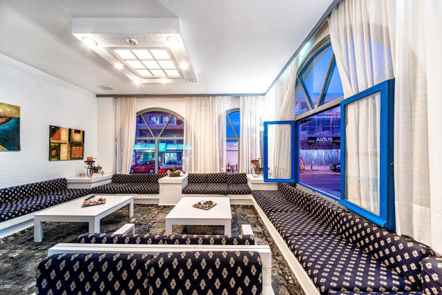 Iro Hotel