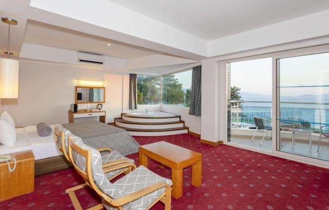 Sealight Resort Hotel