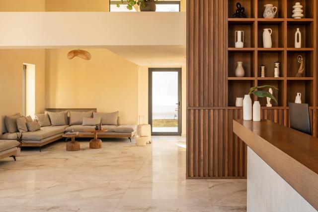 Ekati Mare Suites & Villas