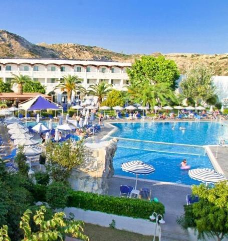 Sun Palace
