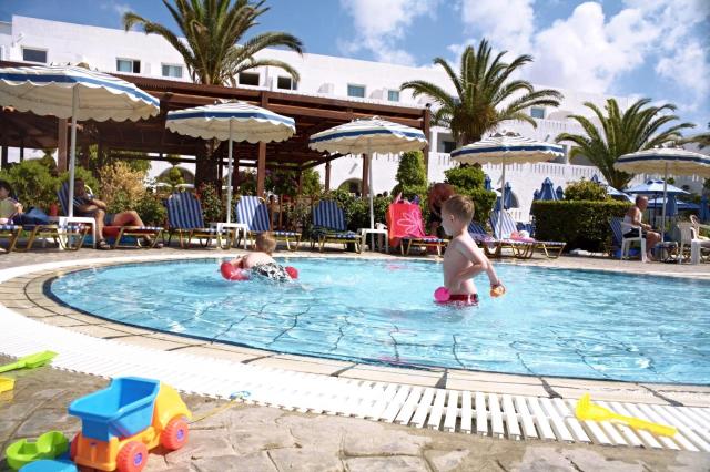 Sun Palace