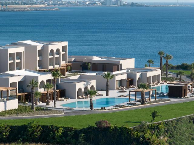 Paradise Village Beach Resort